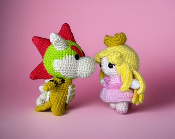 Mario Mini Set (Availability Status: Made to Order, Characters: Anime Characters, Characters: Dolls & People, Colors: Multicolor)