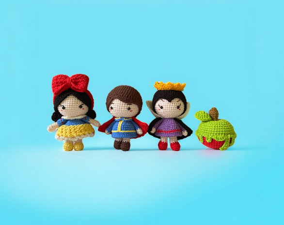 Snow White & the Seven Dwarfs Set (Availability Status: Made to Order, Characters: Anime Characters, Colors: Multicolor)