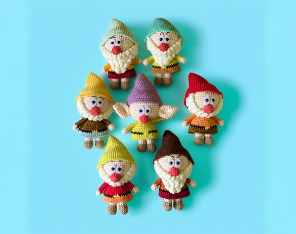 Snow White & the Seven Dwarfs Set (Availability Status: Made to Order, Characters: Anime Characters, Colors: Multicolor)