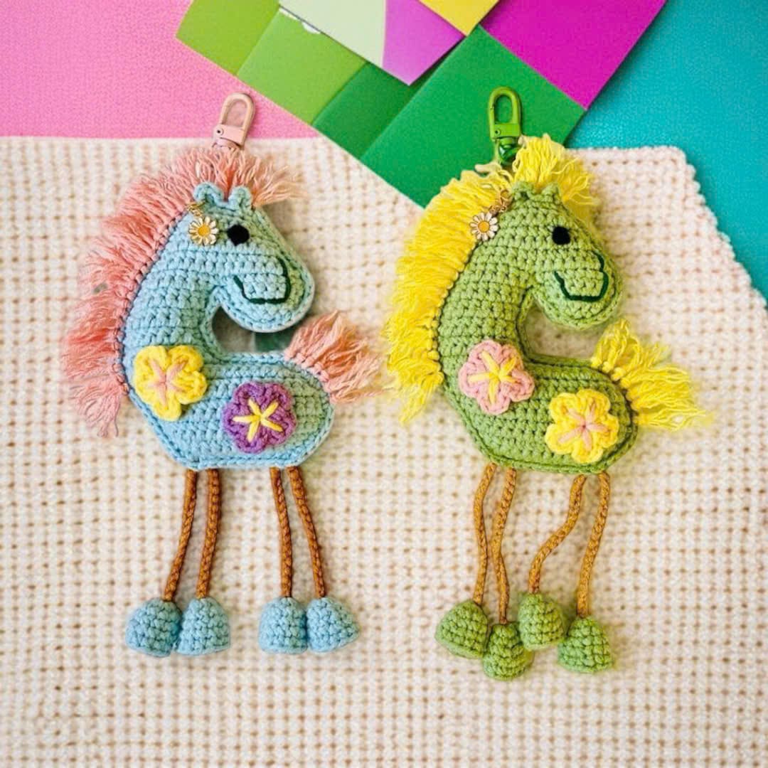 🐴 Horse Bag Charms (Availability Status: Made to Order, Characters: Bags & Accessories, Colors: Multicolor)